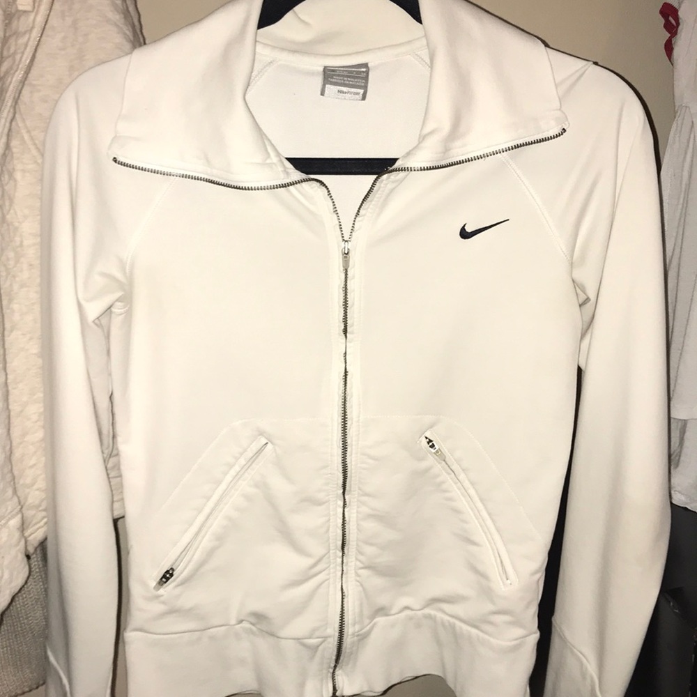 women’s S NIKE Zip Up